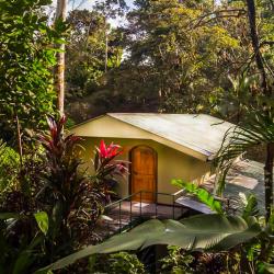 Hotel y Tour Operador Rancho Corcovado