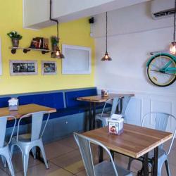 El Amanecer Panadería y Cafetería