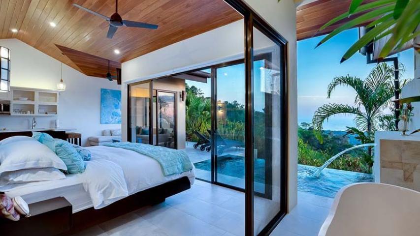 Golden Pineapple Villas