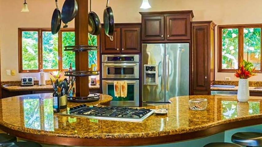 Manoas Luxury Camping and Villas Rentals