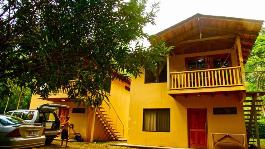 Cabinas Los Laureles