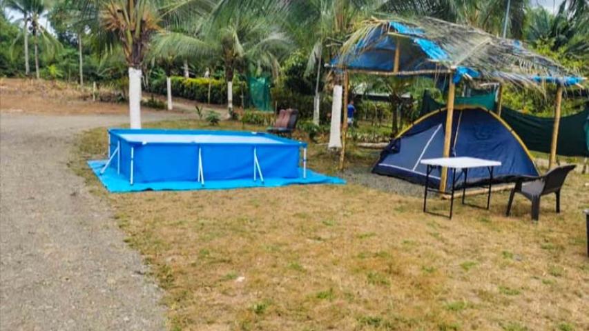 Cabinas Paradise Station