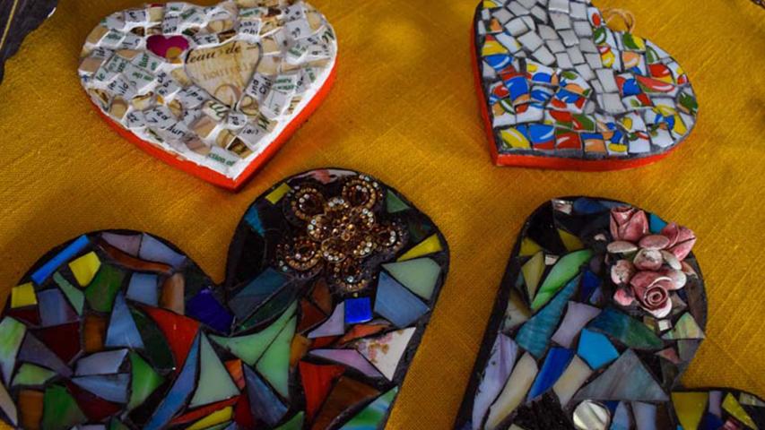 Arena y Fuego Mosaicos y Vitrales