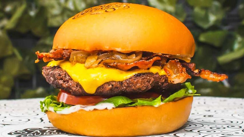 Santa Burguesa