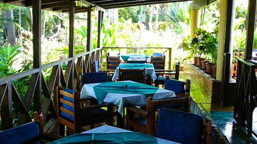 Restaurante y Cabinas La Parcela