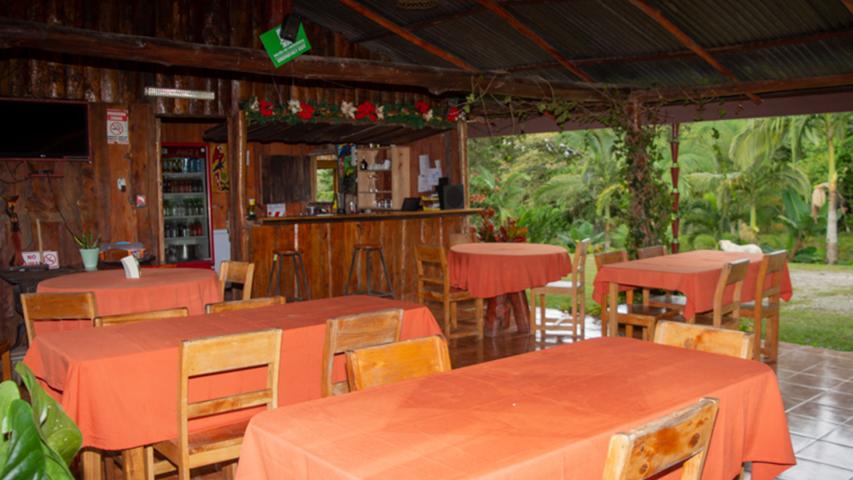 RESTAURANTE RANCHO CHOMPI