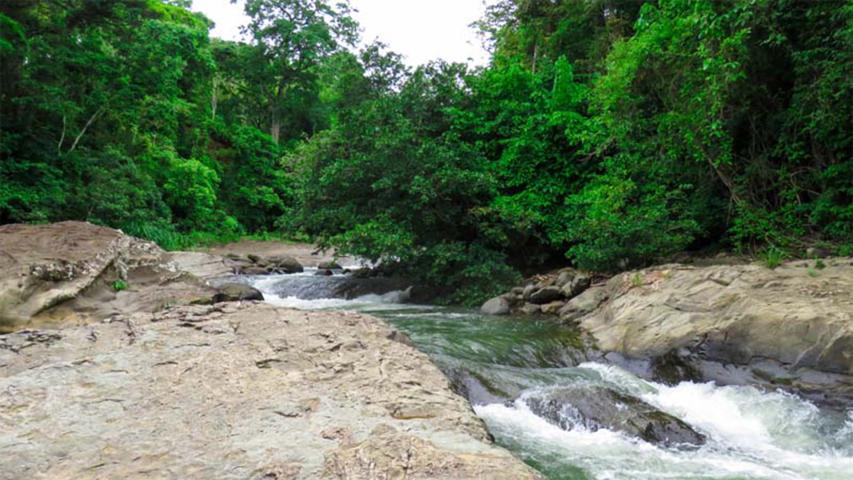 Poza Las Lajas