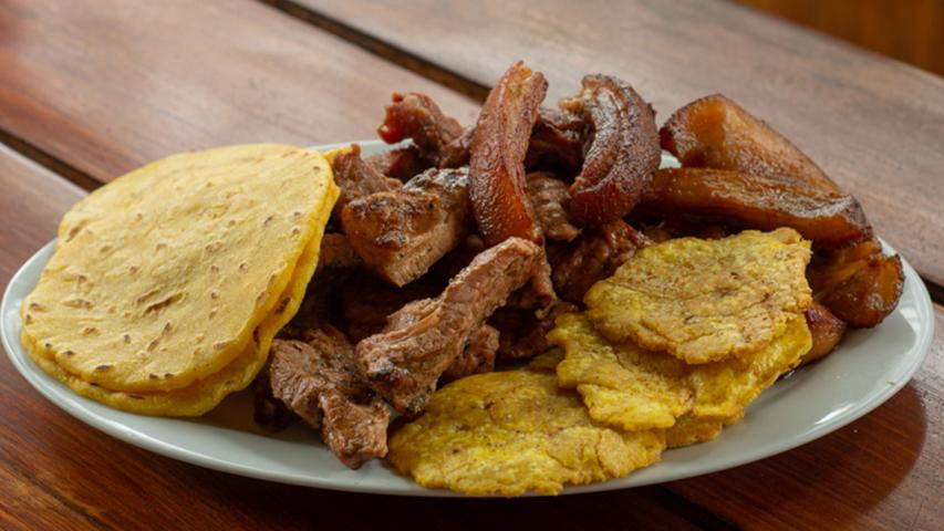 CHURRASQUERÍA J. MARÍN